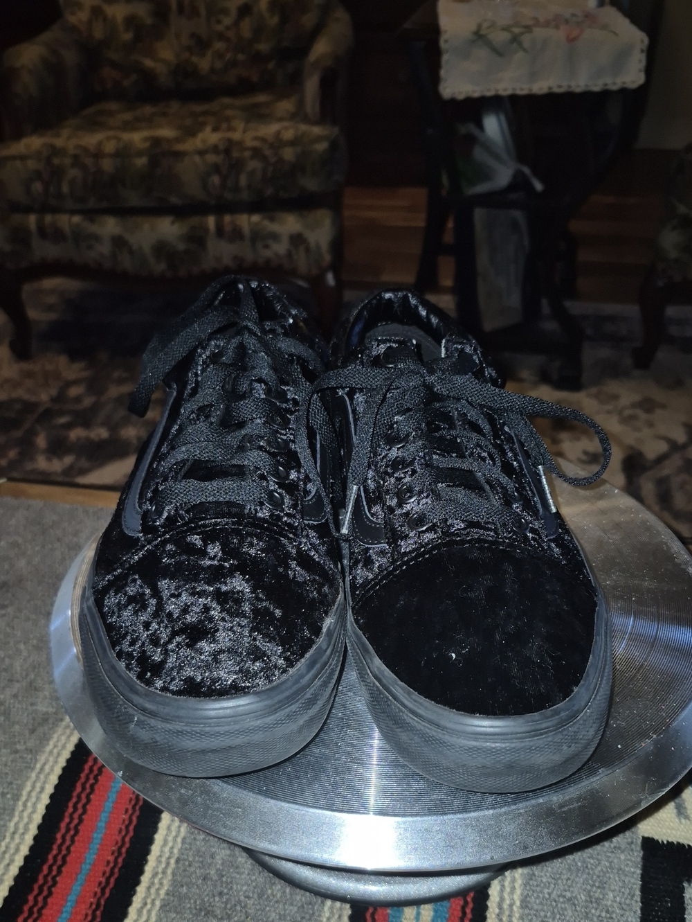 Vans Velvet Upper Sz 9.5 Mens Sz 11 Womens.hobeycomb Sole. - Picture 4 of 16